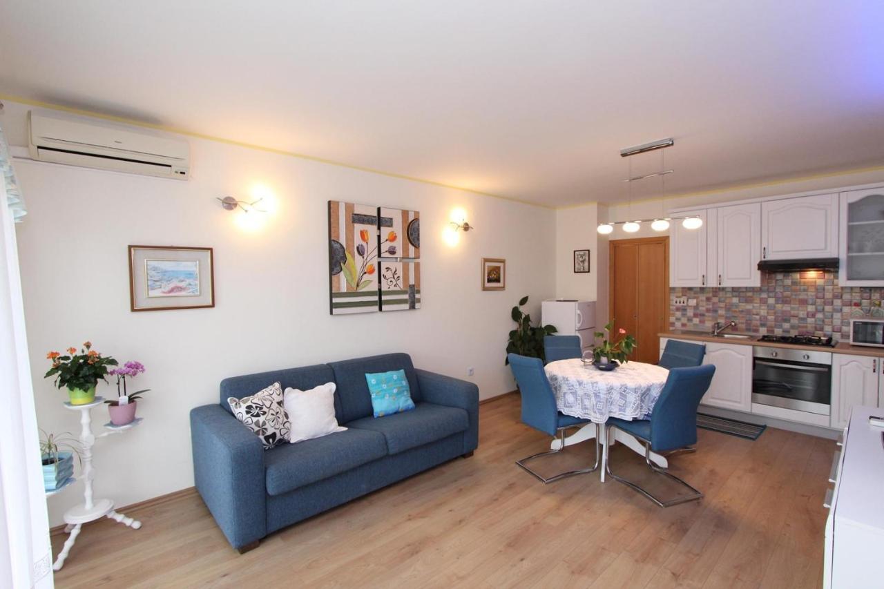 Apartments Daria Ровінь Екстер'єр фото